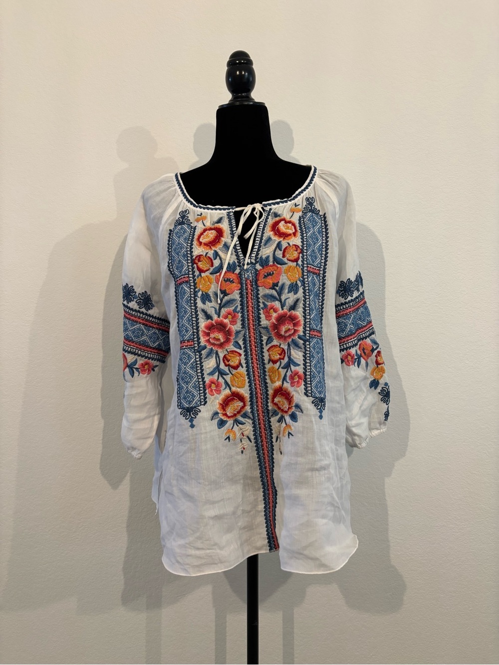Johnny Was White Embroidered Peasant Tunic with Blue and Orange Floral Detail